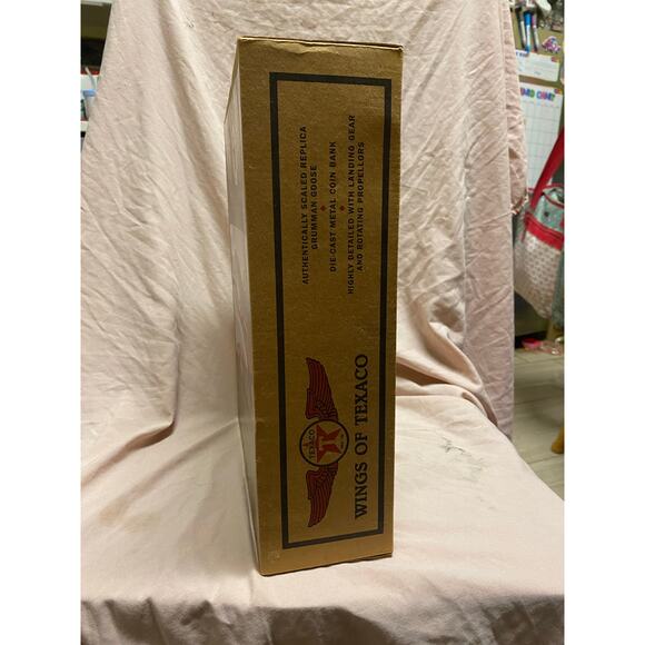 Wings of Texaco - 1940 Grumman Goose -   4th in the Series - NIB - Picture 3 of 3